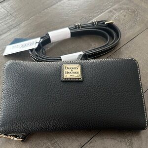 Dooney & Bourke Black Pebbled Leather Wallet